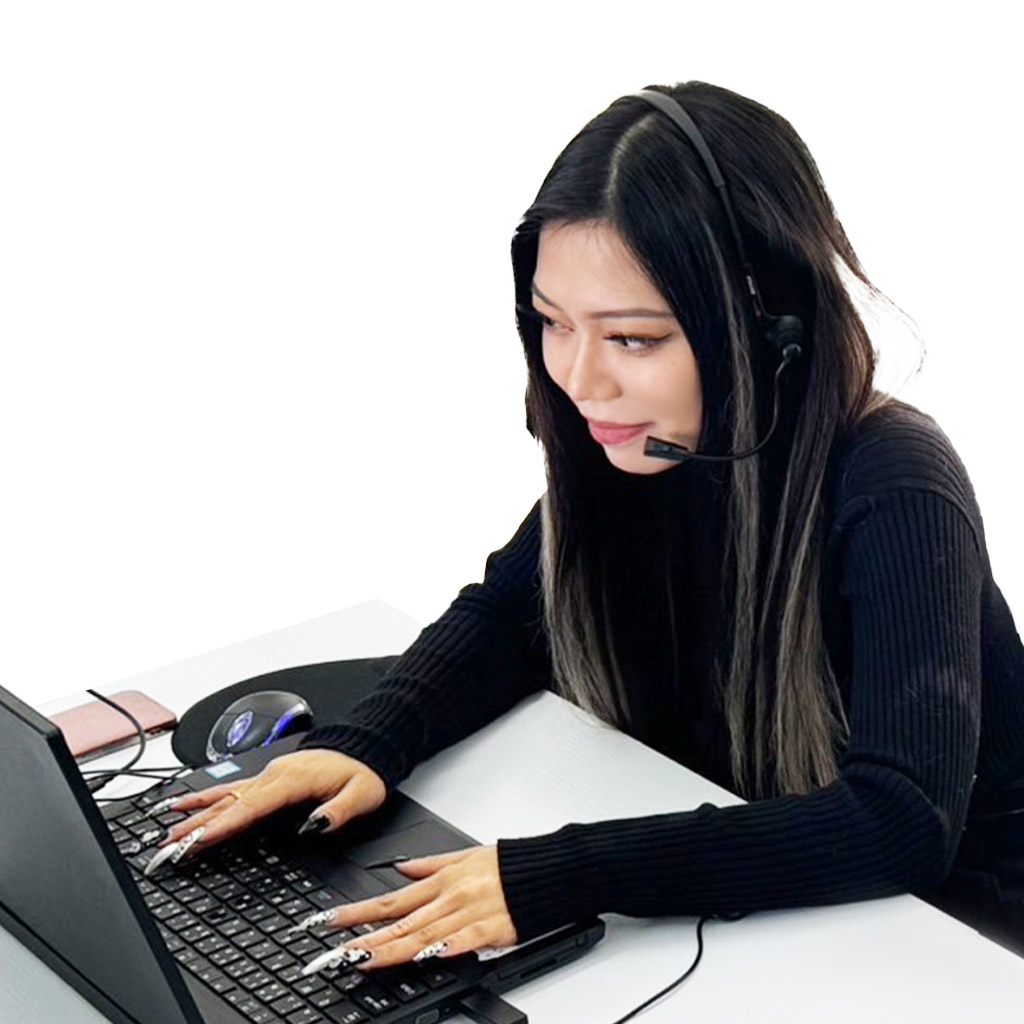 コールセンターでの電話営業風景